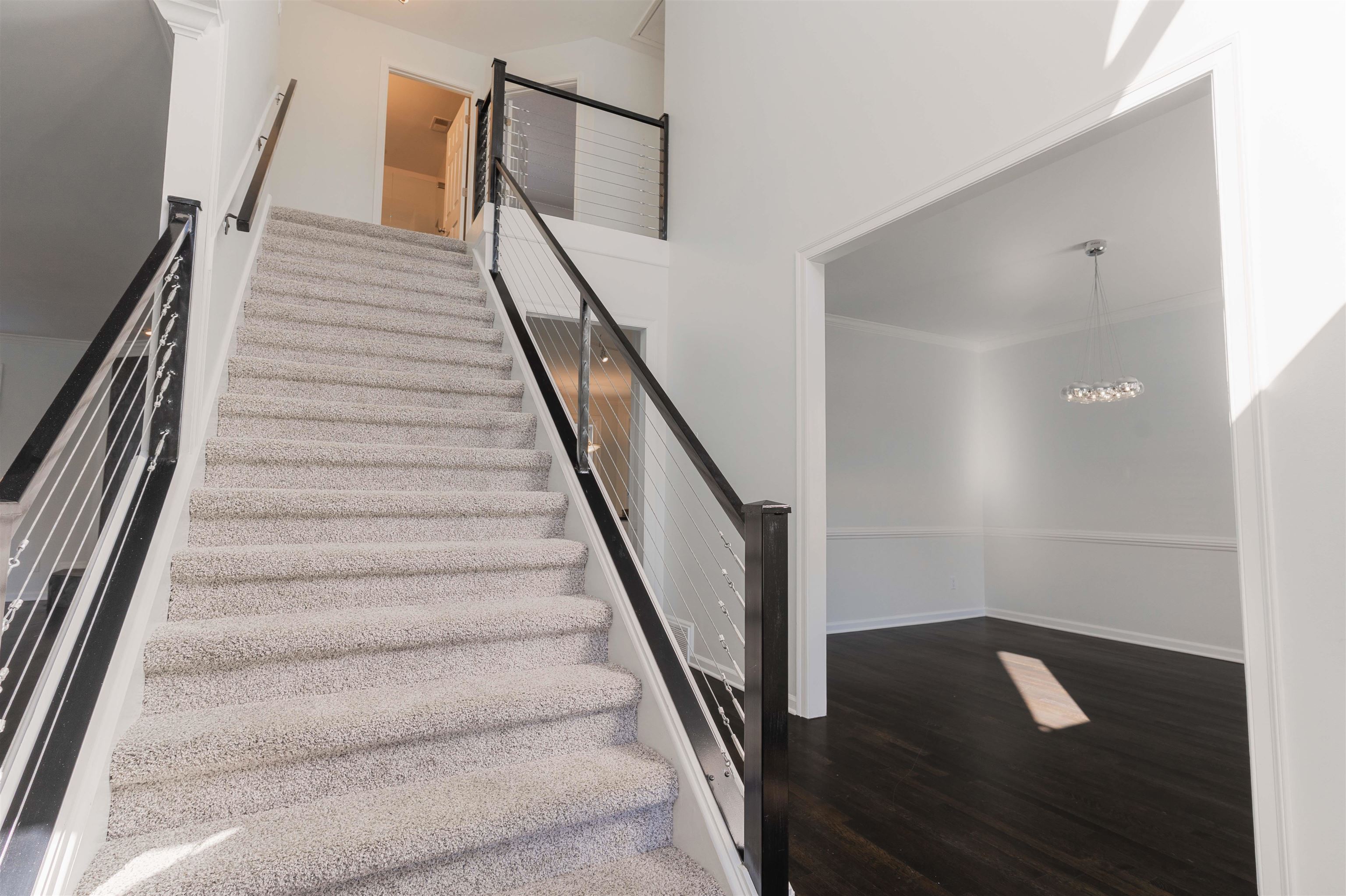 Memphis, Tennessee, 38120, United States, 4 Bedrooms Bedrooms, ,4 BathroomsBathrooms,Residential,For Sale,1965217