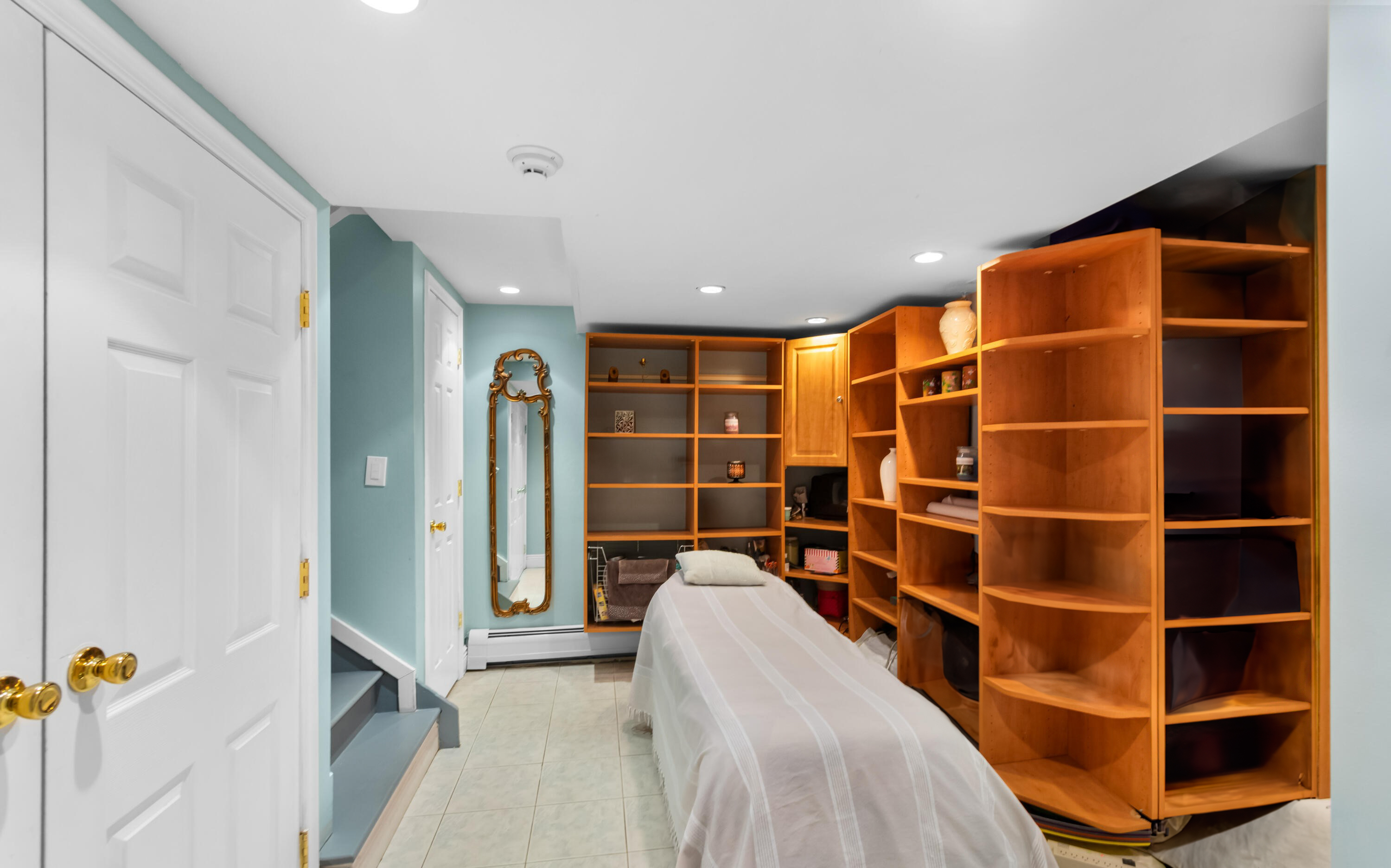  668 Stewart Avenue - 物件實景