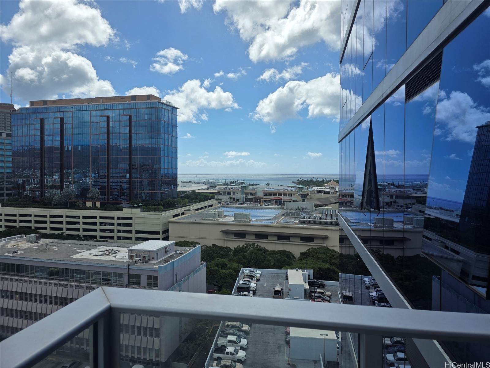 Honolulu, Hawaii, 96814, United States, 2 Bedrooms Bedrooms, ,2 BathroomsBathrooms,Residential,For Sale,1987813