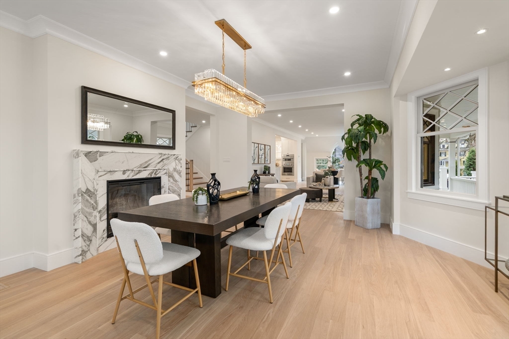 Newton, Massachusetts, 02465, United States, 6 Bedrooms Bedrooms, ,7 BathroomsBathrooms,Residential,For Sale,1995687