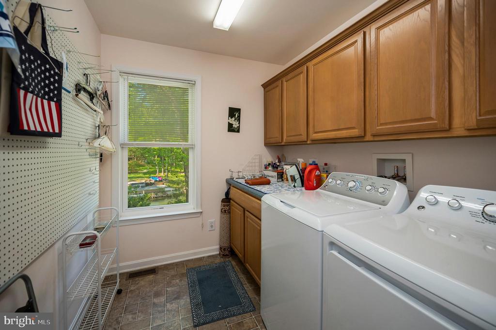 Locust Grove, Virginia, 22508, United States, 4 Bedrooms Bedrooms, ,4 BathroomsBathrooms,Residential,For Sale,1810650
