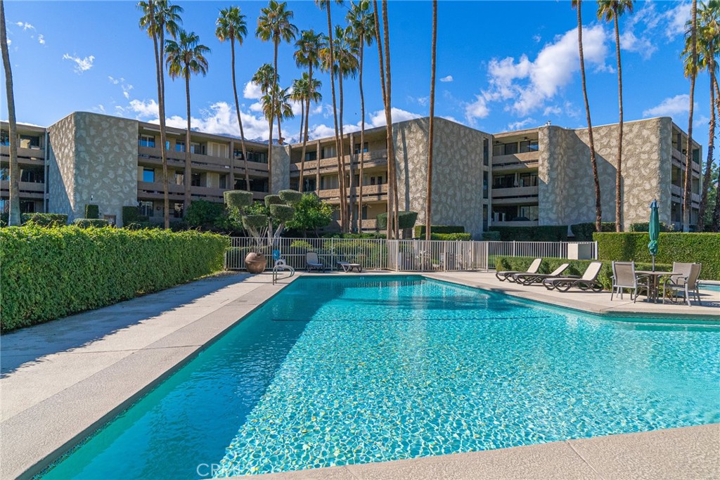 Palm Springs, California, 92264, United States, 2 Bedrooms Bedrooms, ,2 BathroomsBathrooms,Residential,For Sale,1805704