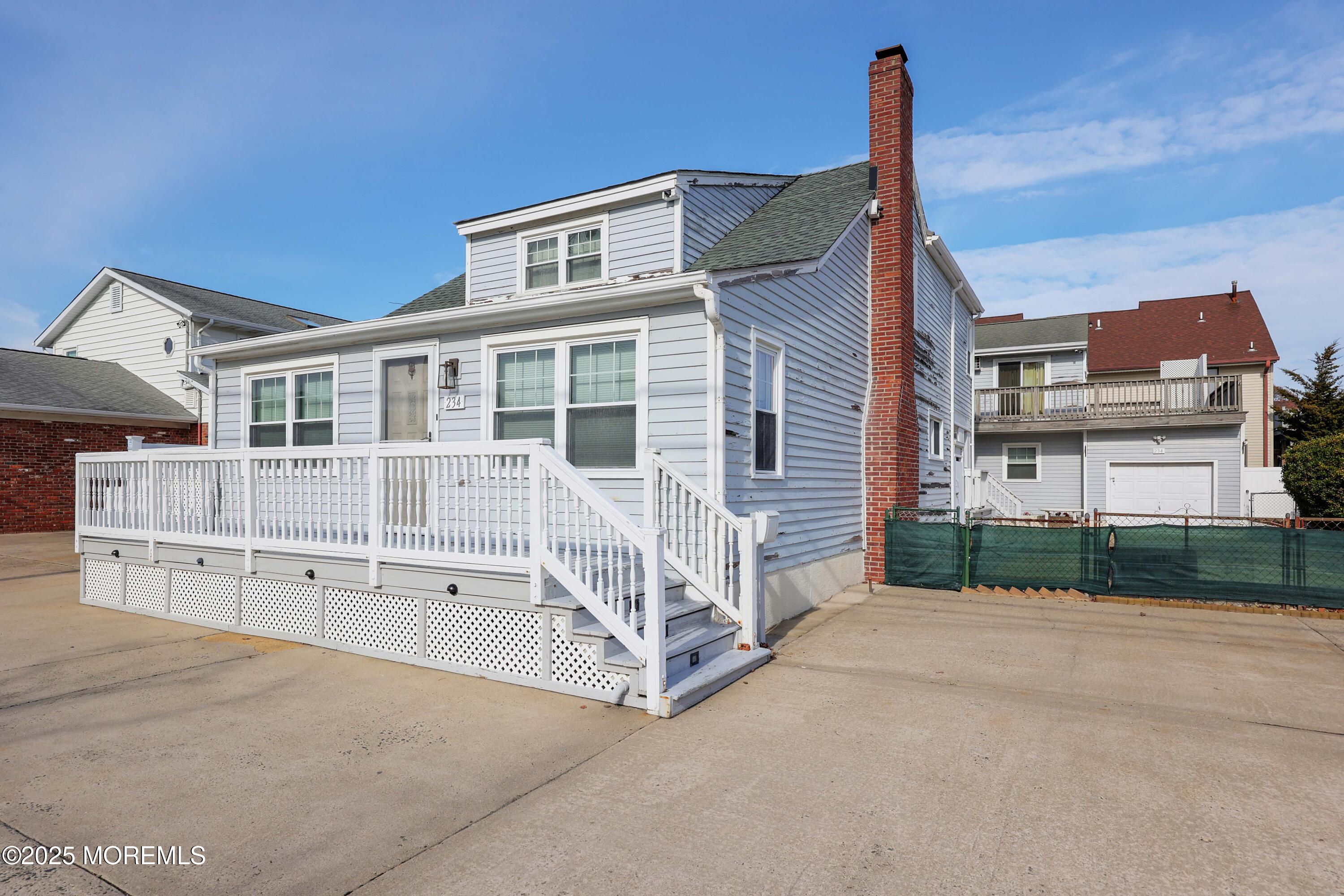 Seaside Heights, New Jersey, 08751, United States, 3 Bedrooms Bedrooms, ,2 BathroomsBathrooms,Residential,For Sale,1995737
