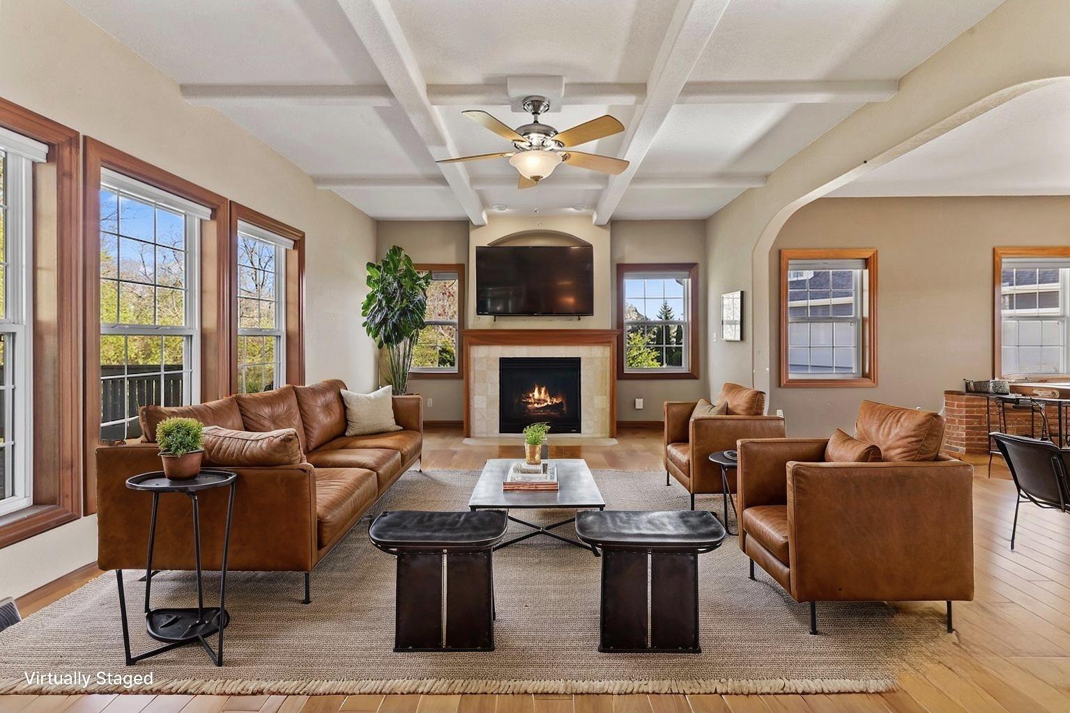 Menomonee Falls, Wisconsin, 53051, United States, 5 Bedrooms Bedrooms, ,4 BathroomsBathrooms,Residential,For Sale,1804805