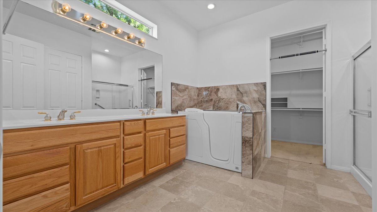 Beaumont, California, 92223, United States, 2 Bedrooms Bedrooms, ,3 BathroomsBathrooms,Residential,For Sale,1931673
