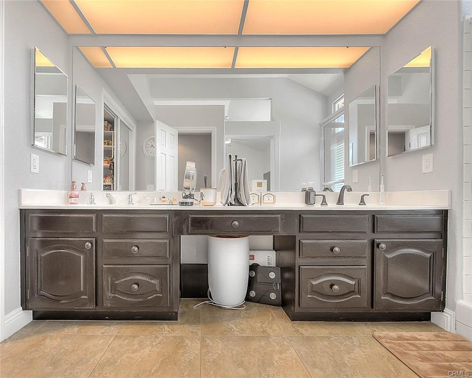 Corona, California, 92882, United States, 4 Bedrooms Bedrooms, ,3 BathroomsBathrooms,Residential,For Sale,1906086