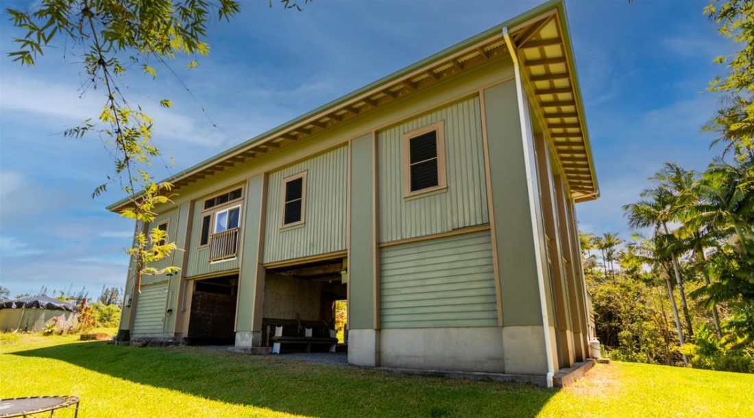 Hakalau, Hawaii, 96710, United States, 4 Bedrooms Bedrooms, ,3 BathroomsBathrooms,Residential,For Sale,1974995