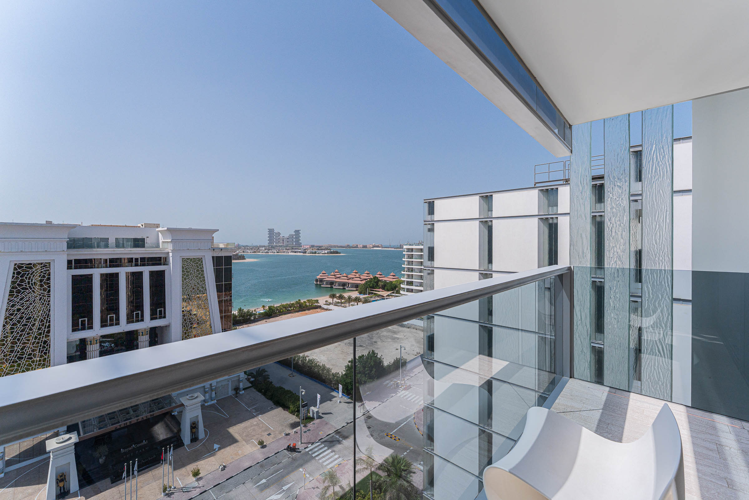  Apartment with Spacious Terrace and Sea View in Muraba - 物件實景
