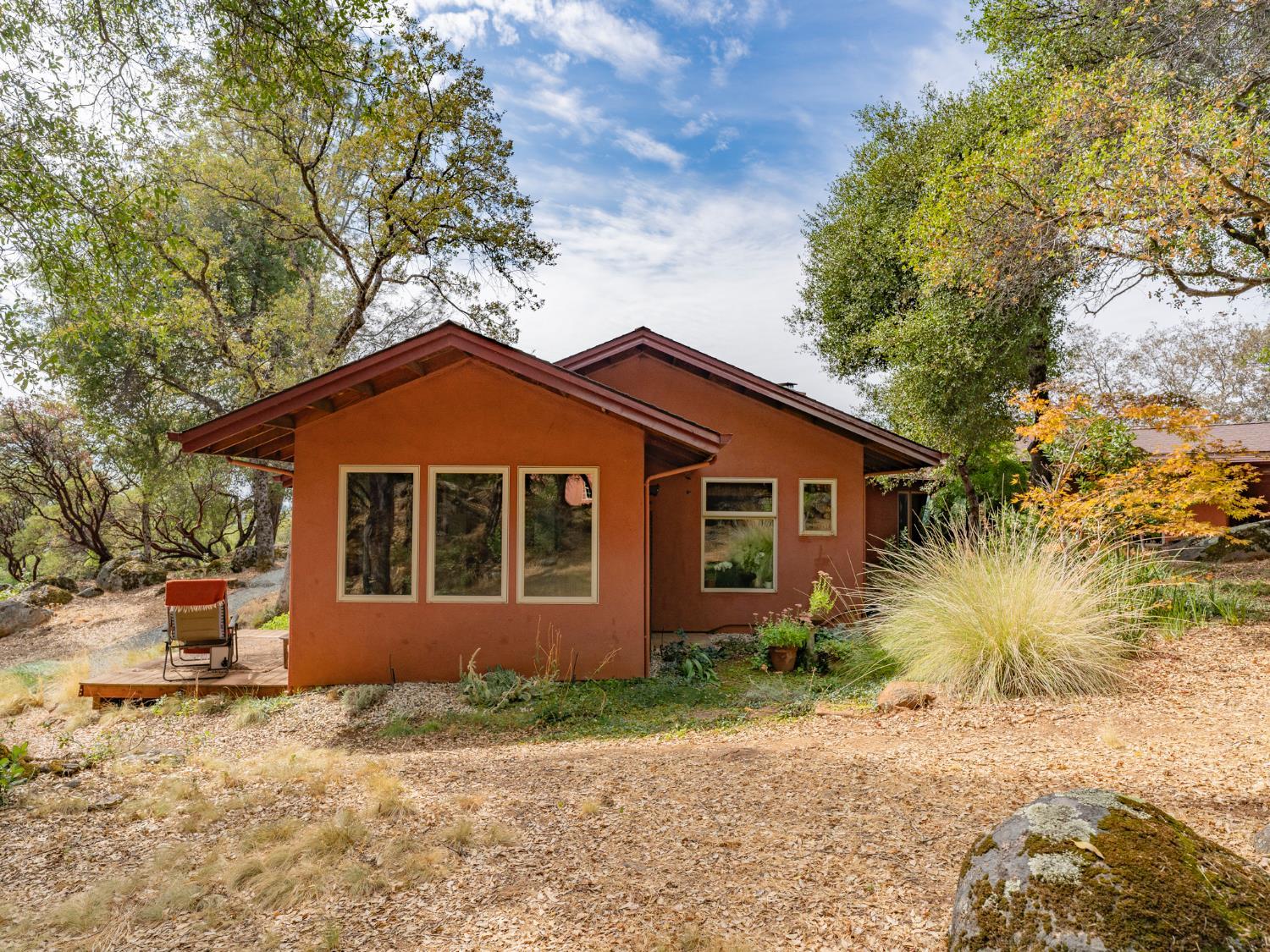 Nevada City, California, 95959, United States, 3 Bedrooms Bedrooms, ,3 BathroomsBathrooms,Residential,For Sale,1987910