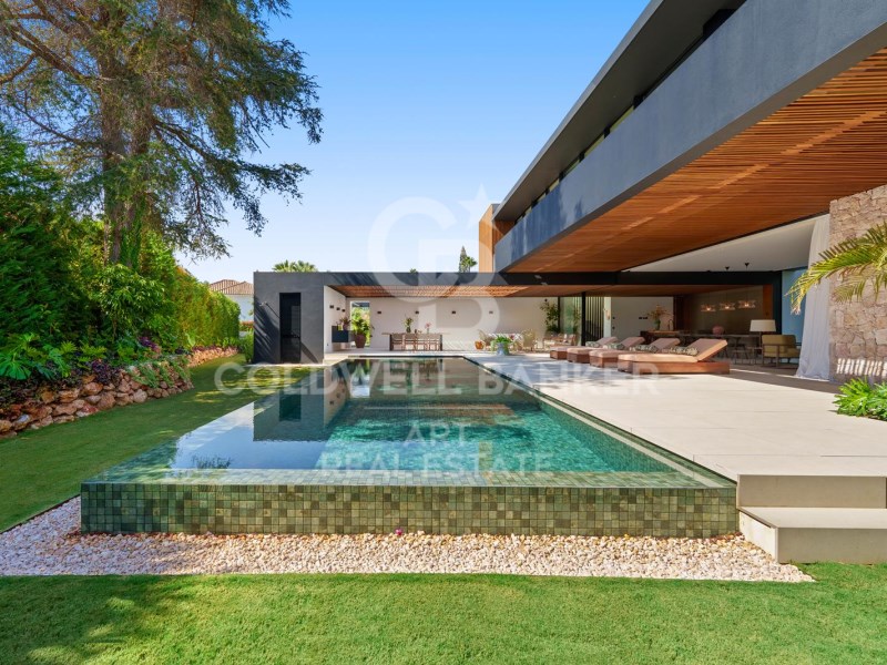 Marbella, Andalusia, ES, 6 Bedrooms Bedrooms, ,7 BathroomsBathrooms,Residential,For Sale,1949933