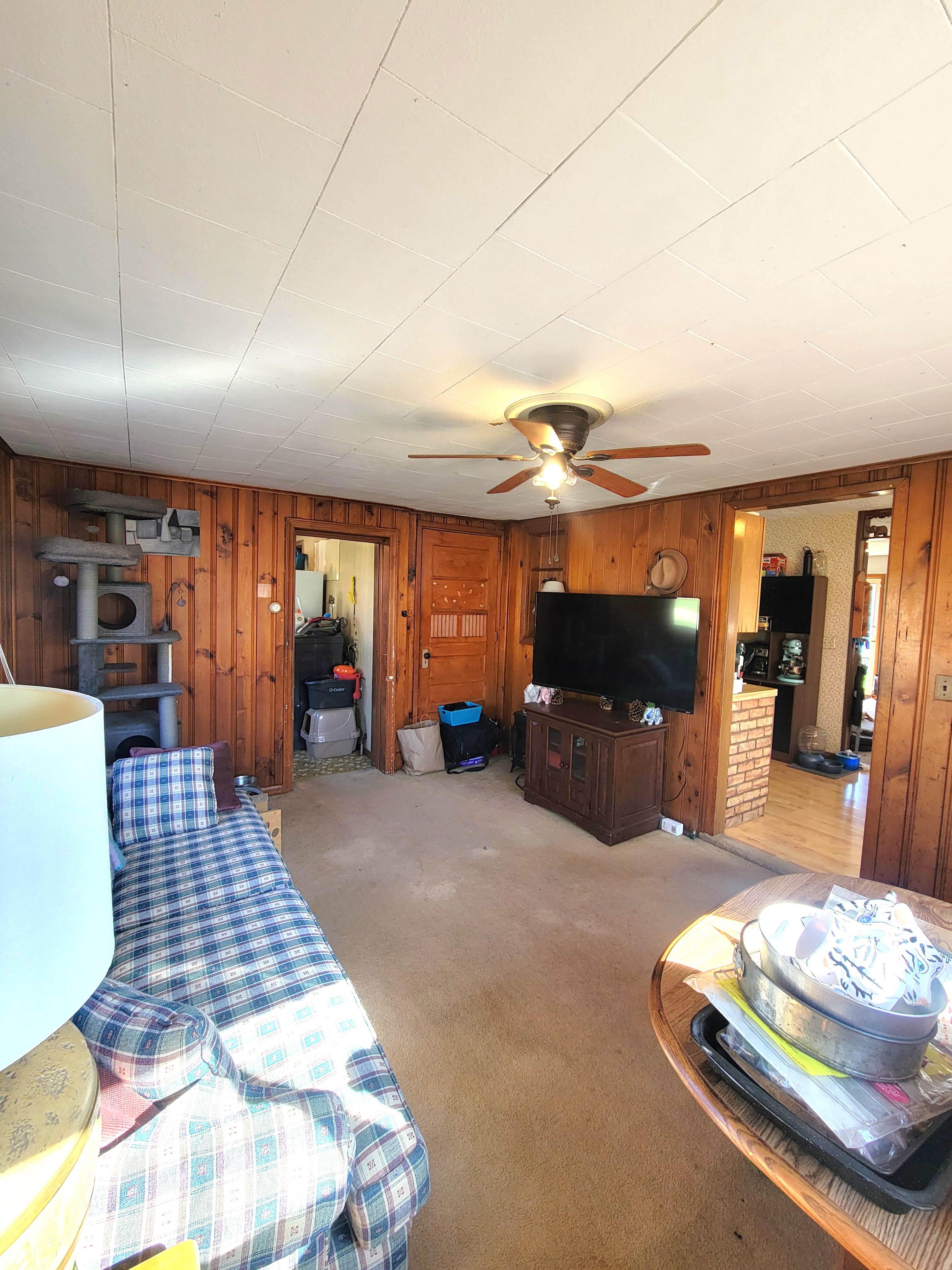 Carteret, New Jersey, 07008, United States, 6 Bedrooms Bedrooms, ,2 BathroomsBathrooms,Residential,For Sale,1980977