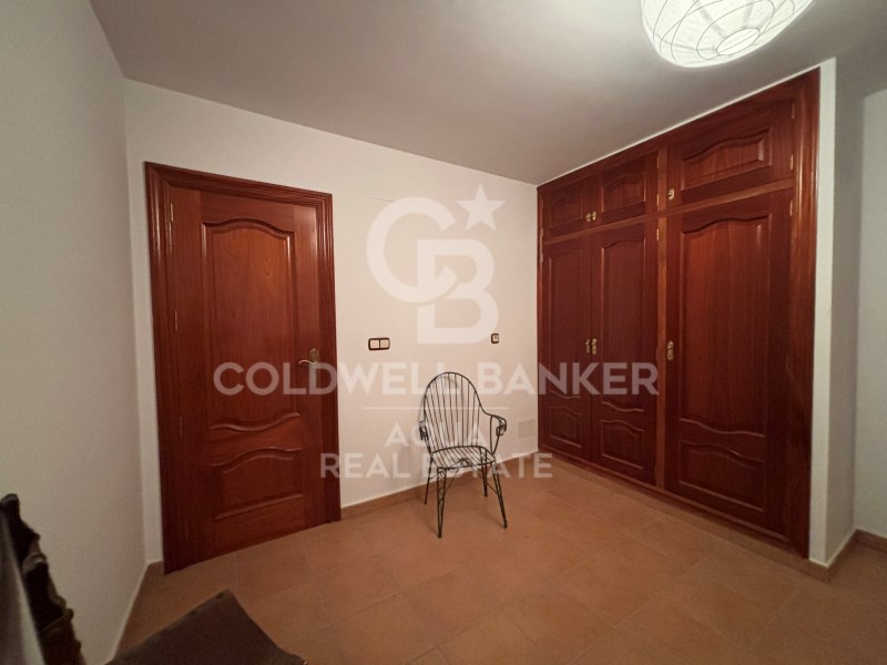 Calle Lisboa Alicante, la Nucia, El Tossal-Bello H, la Nucia, Comunidad Valenciana, 03530, ES, 7 Bedrooms Bedrooms, ,4 BathroomsBathrooms,Residential,For Sale,Calle Lisboa Alicante, la Nucia, El Tossal-Bello H,1682591