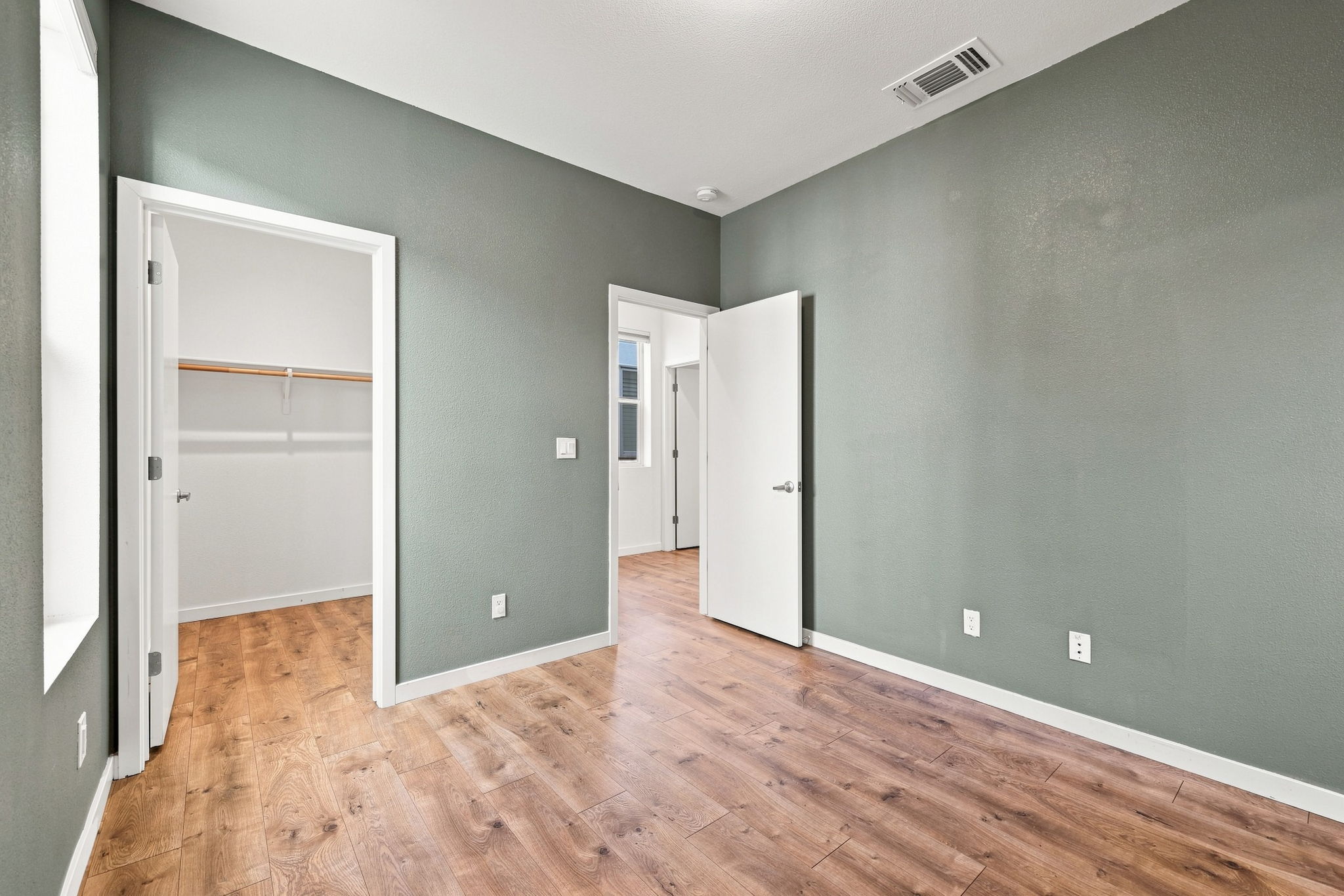  453 Crate Avenue, Sacramento, CA 95818 - 物件實景