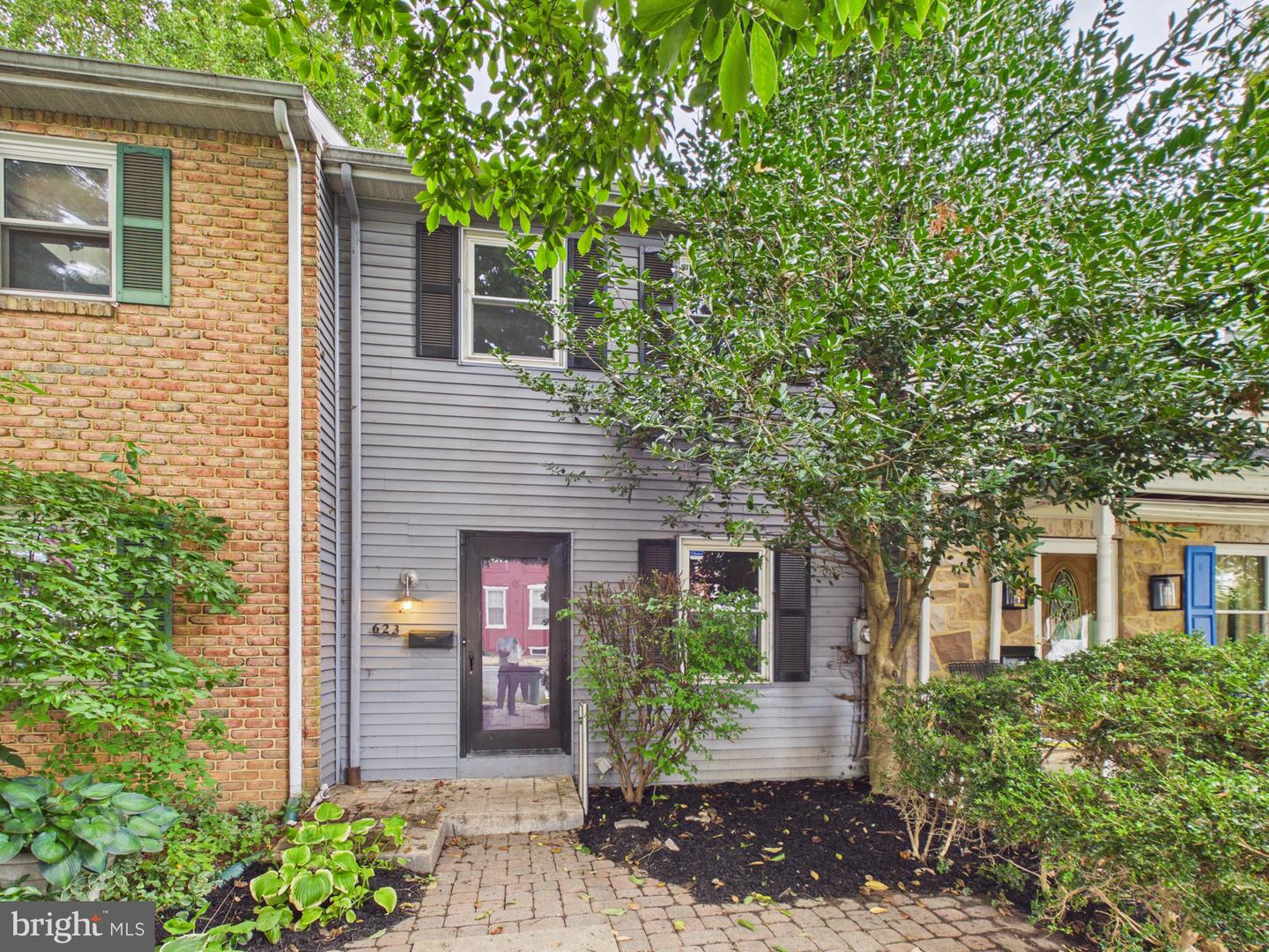 Walnut St, Lancaster, PA 17602