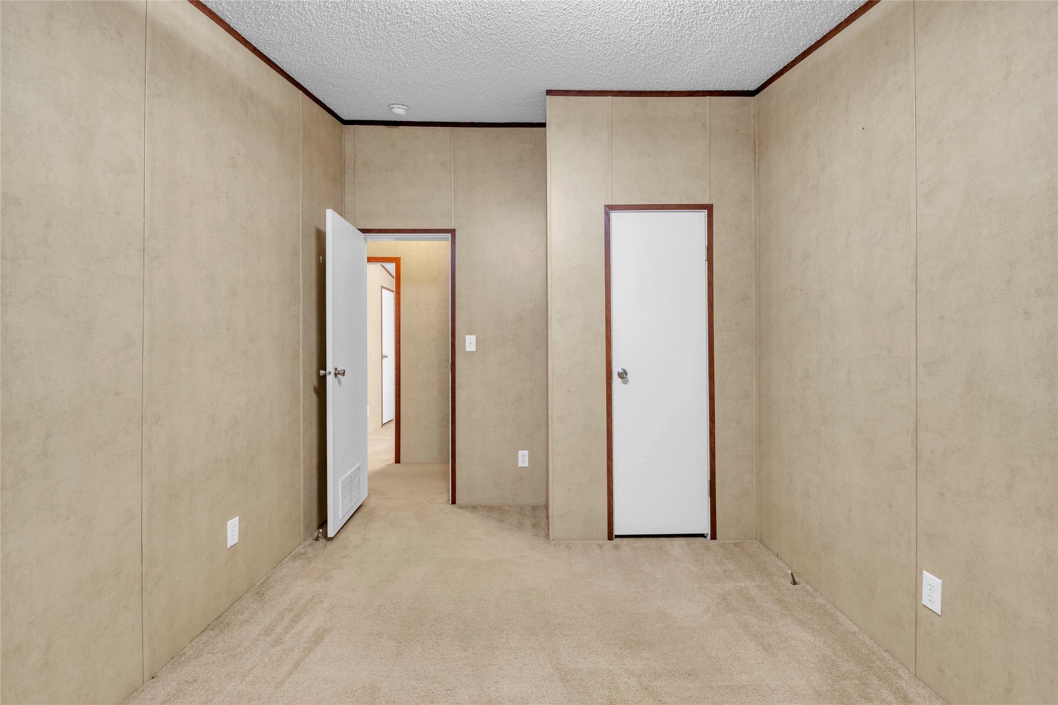 Waco, Texas, 76705, United States, 4 Bedrooms Bedrooms, ,2 BathroomsBathrooms,Residential,For Sale,1960716