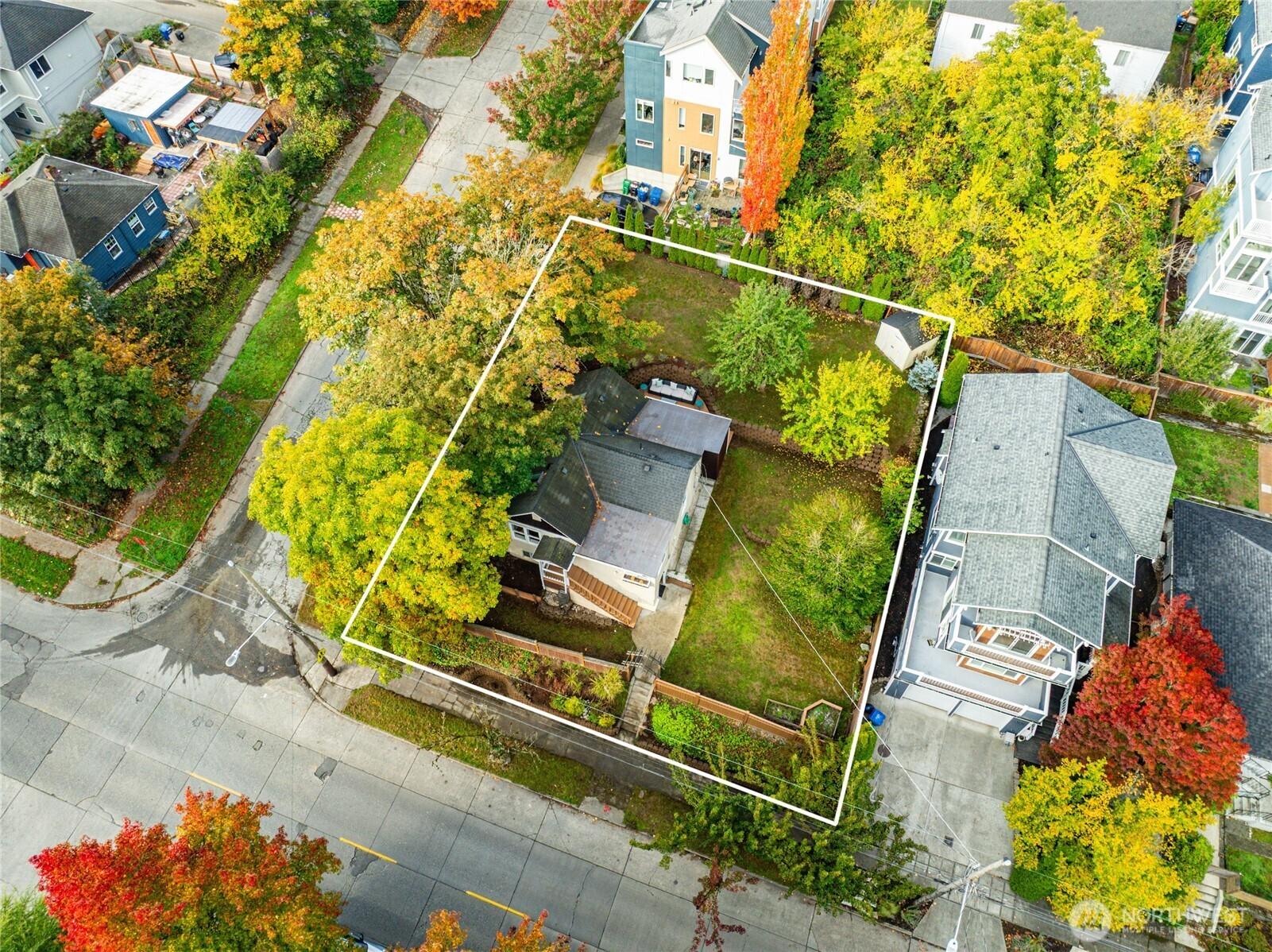 SEATTLE, Washington, 98122, United States, 3 Bedrooms Bedrooms, ,2 BathroomsBathrooms,Residential,For Sale,1987926