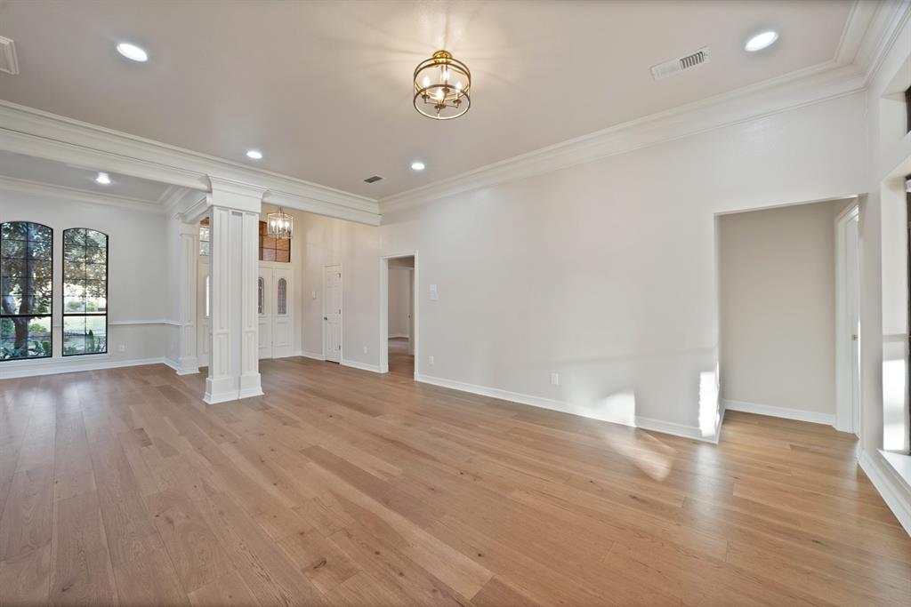 Mansfield, Texas, 76063, United States, 4 Bedrooms Bedrooms, ,3 BathroomsBathrooms,Residential,For Sale,1990790