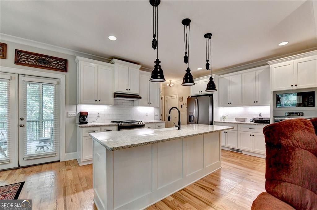 Canton, Georgia, 30114, United States, 4 Bedrooms Bedrooms, ,3 BathroomsBathrooms,Residential,For Sale,1953931