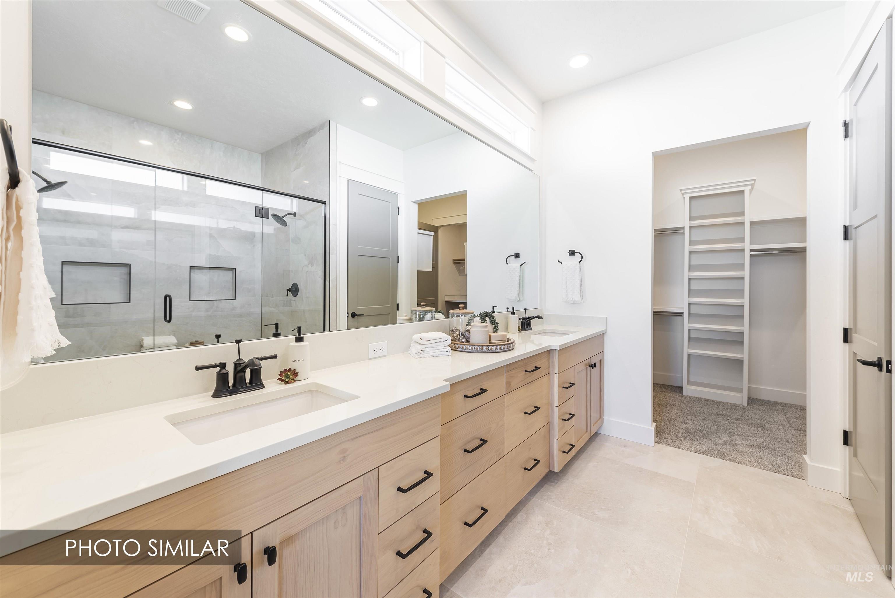 Meridian, Idaho, 83642, United States, 3 Bedrooms Bedrooms, ,2 BathroomsBathrooms,Residential,For Sale,1901214