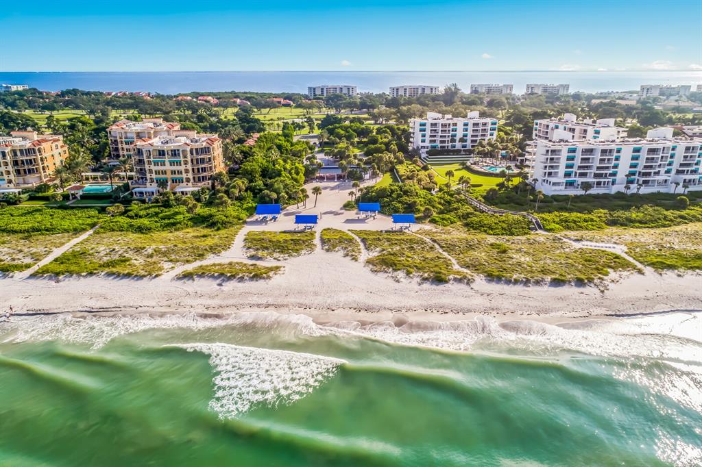 Longboat Key, Florida, 34228, United States, 2 Bedrooms Bedrooms, ,3 BathroomsBathrooms,Residential,For Sale,1743493