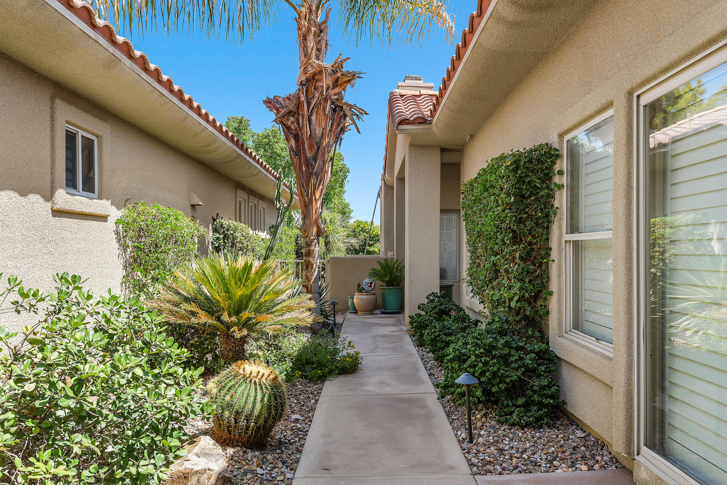 Rancho Mirage, California, 92270, United States, 3 Bedrooms Bedrooms, ,3 BathroomsBathrooms,Residential,For Sale,1868792