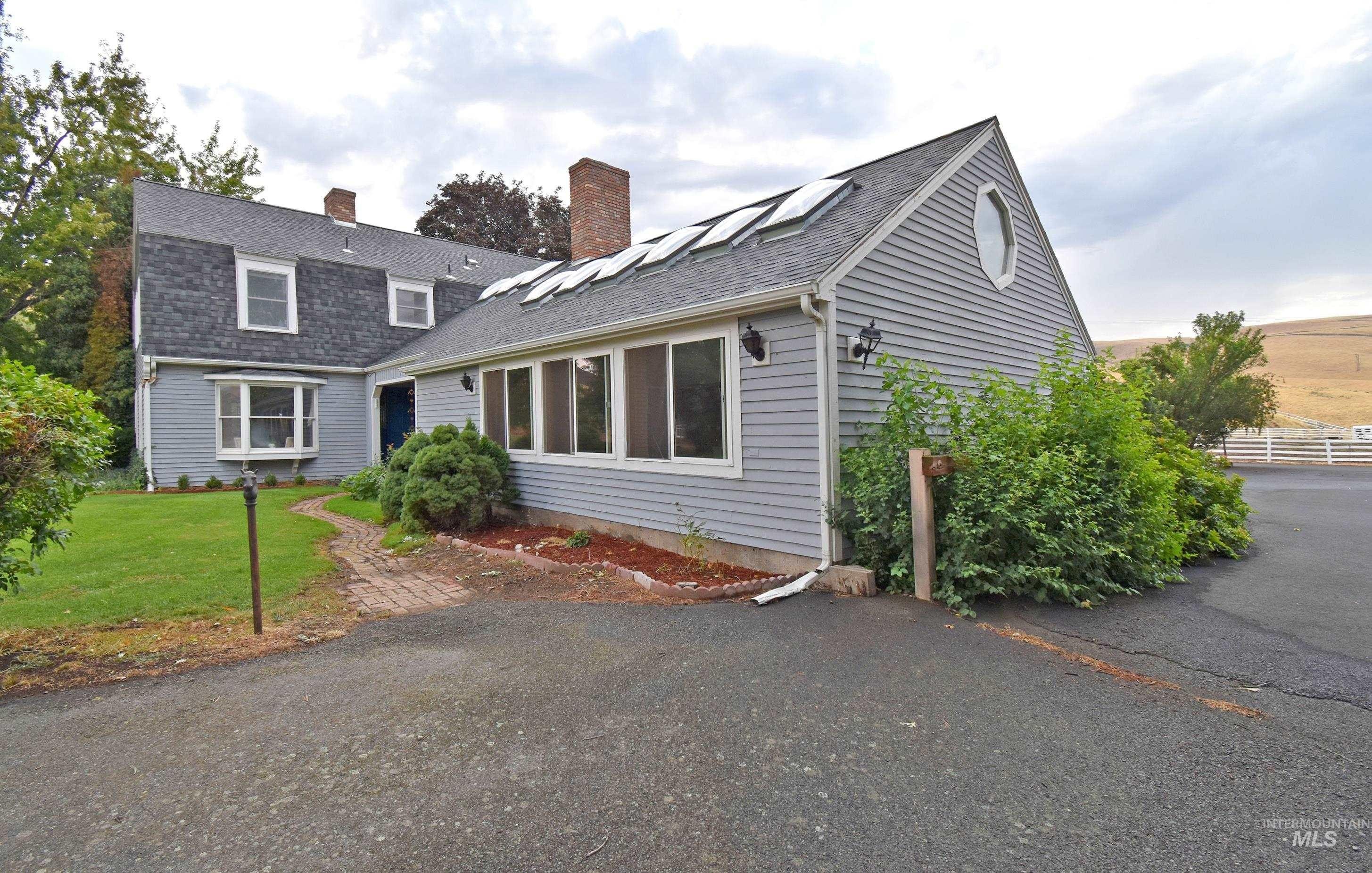 Clarkston, Washington, 99403, United States, 3 Bedrooms Bedrooms, ,3 BathroomsBathrooms,Residential,For Sale,1981338