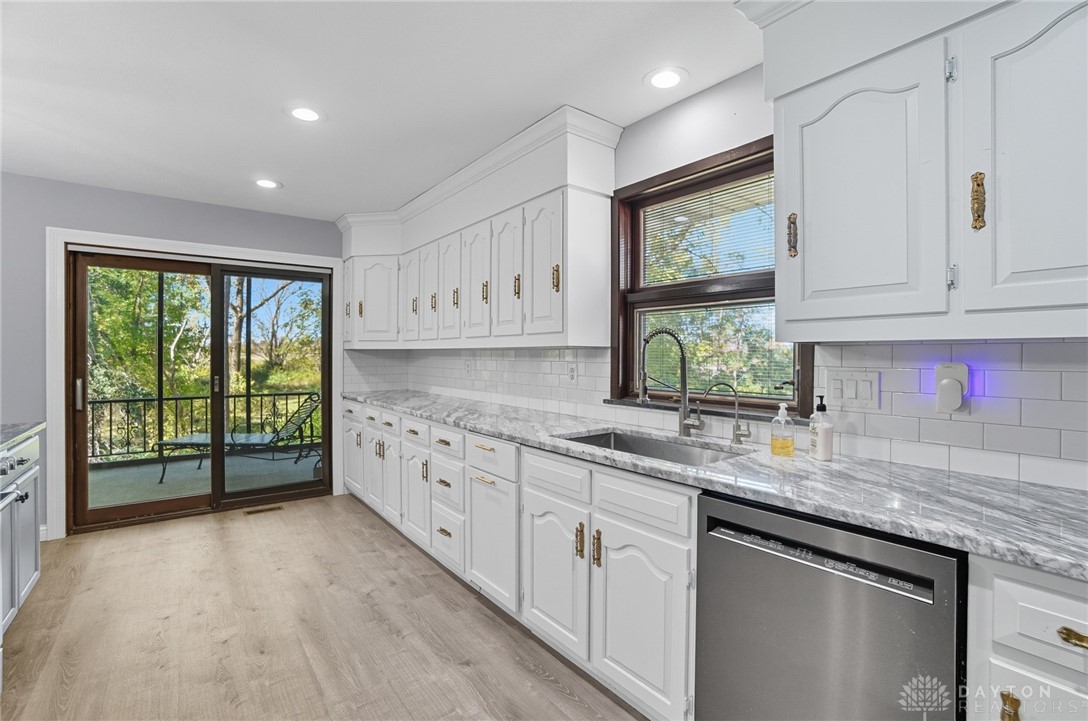 Brookville, Ohio, 45309, United States, 3 Bedrooms Bedrooms, ,4 BathroomsBathrooms,Residential,For Sale,1995742