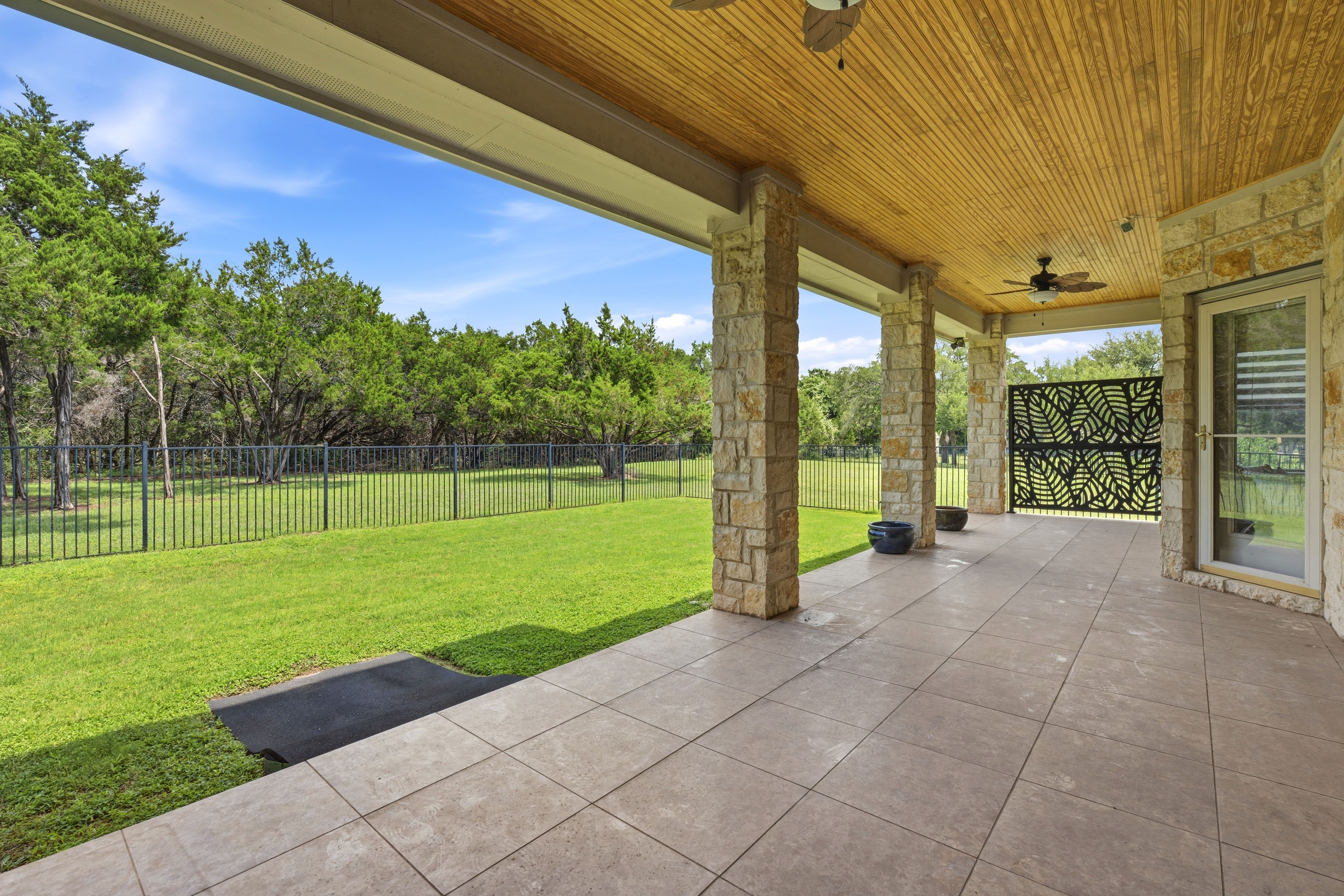  Exceptional Home, Exceptional Setting on 1 Acre - 物件實景