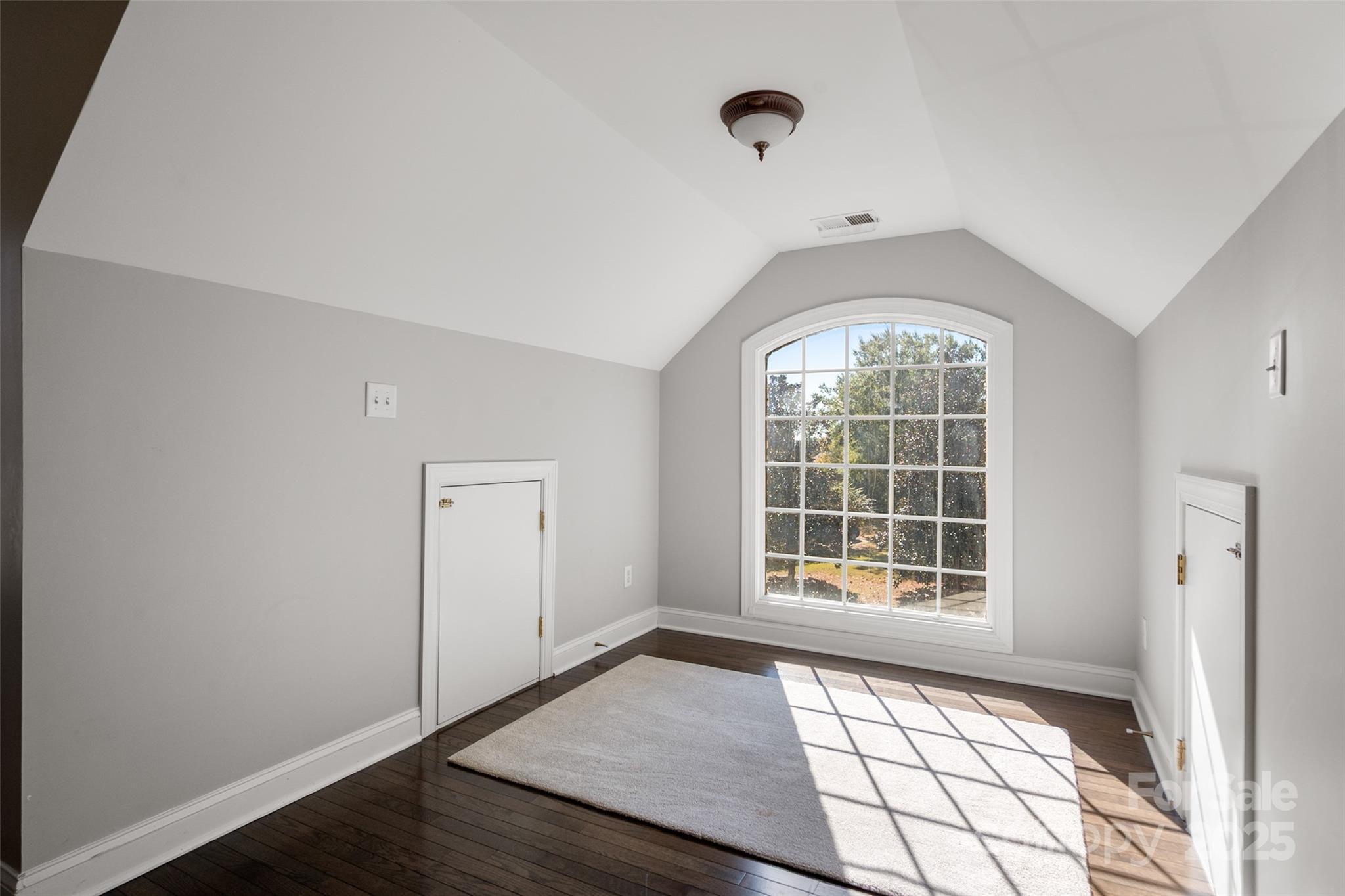 Matthews, North Carolina, 28104, United States, 4 Bedrooms Bedrooms, ,4 BathroomsBathrooms,Residential,For Sale,1989283