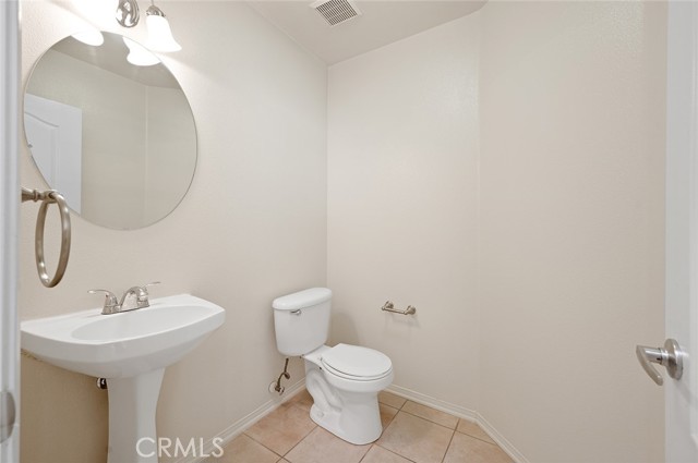 Valencia, California, 91354, United States, 4 Bedrooms Bedrooms, ,3 BathroomsBathrooms,Residential,For Sale,1976397