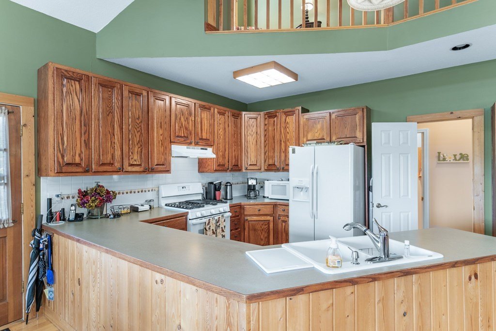 Young Harris, Georgia, 30582, United States, 4 Bedrooms Bedrooms, ,4 BathroomsBathrooms,Residential,For Sale,1979770