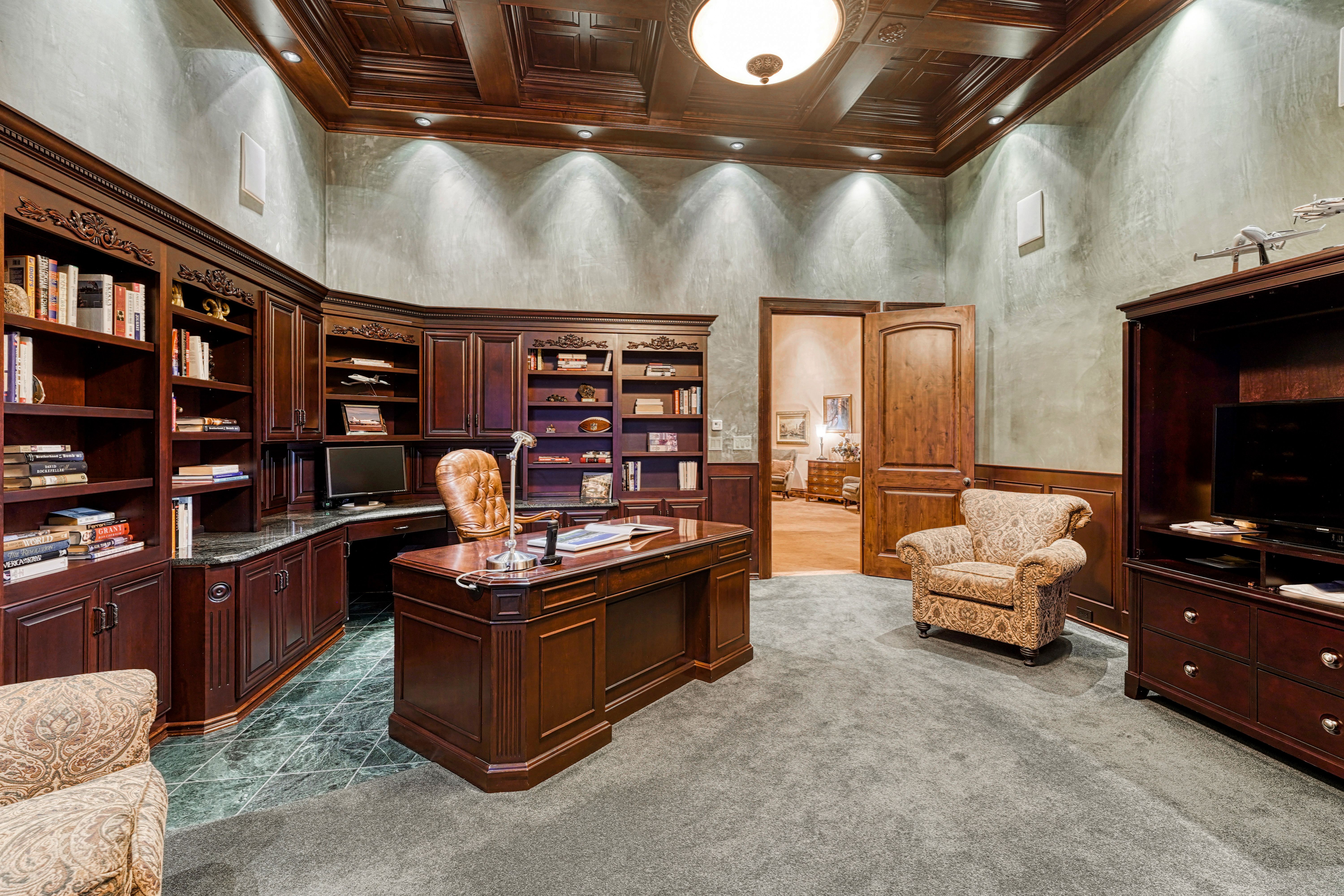  Extraordinary Estate on Pueblo