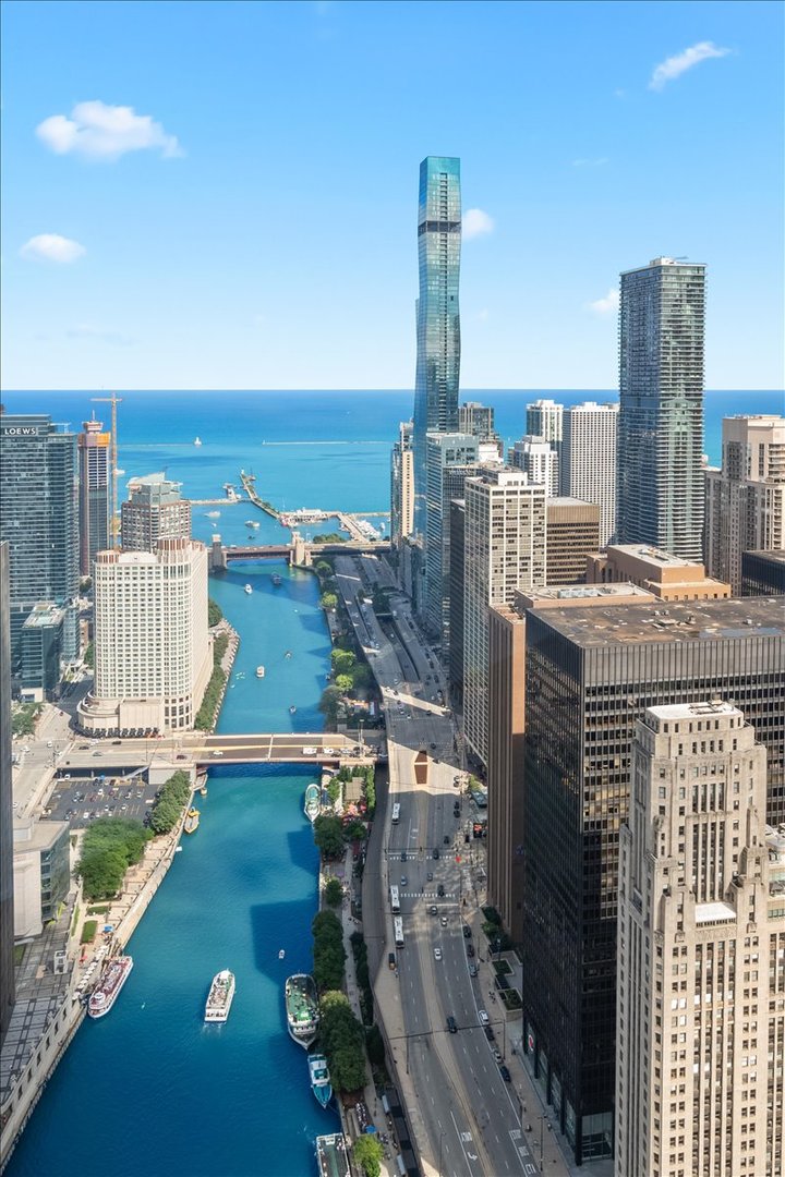 Chicago, Illinois, 60611, United States, 2 Bedrooms Bedrooms, ,3 BathroomsBathrooms,Residential,For Sale,1927398