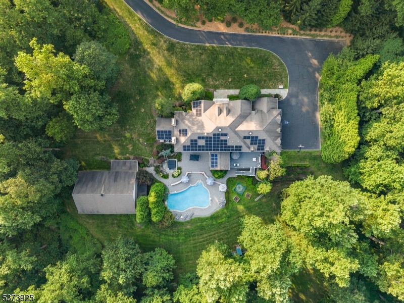 Bernardsville Boro, New Jersey, 07924, United States, 5 Bedrooms Bedrooms, ,8 BathroomsBathrooms,Residential,For Sale,1910791