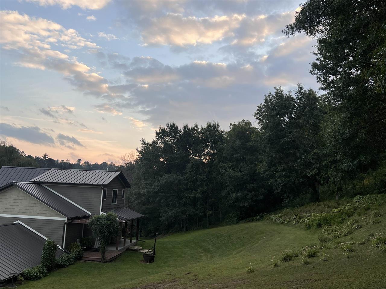 Westby, Wisconsin, 54667, United States, 3 Bedrooms Bedrooms, ,3 BathroomsBathrooms,Residential,For Sale,1977148