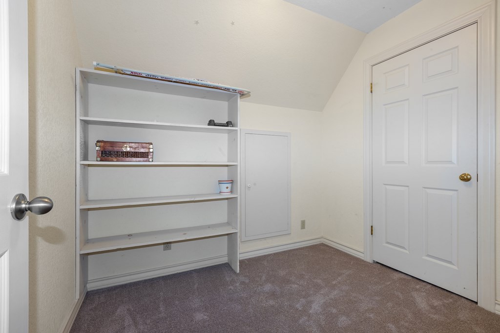 405 405 Frederick Rd, Fredericksburg, Texas, 78624, United States, 5 Bedrooms Bedrooms, ,5 BathroomsBathrooms,Residential,For Sale,405 405 Frederick Rd,1413377
