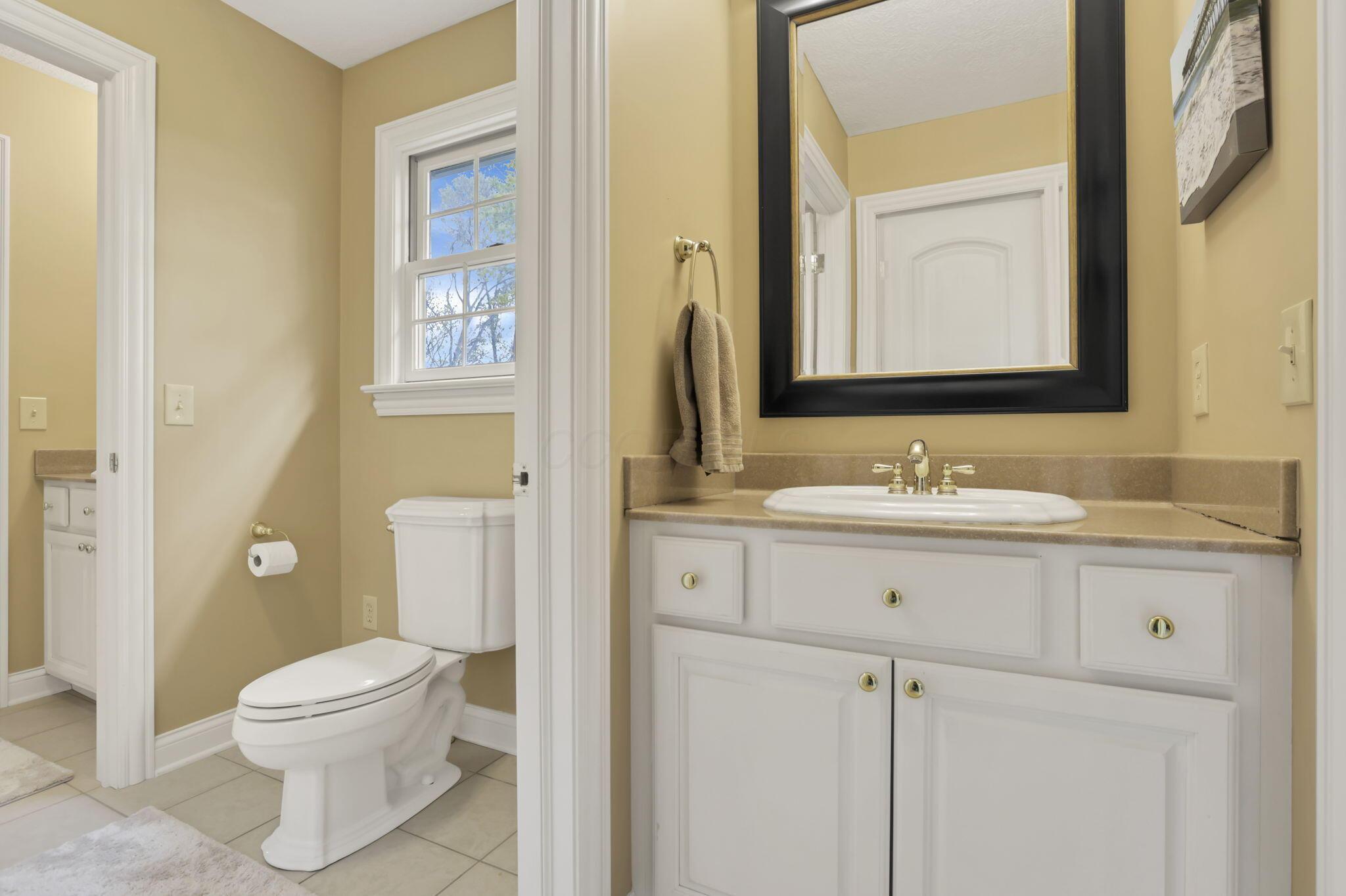 Delaware, Ohio, 43015, United States, 4 Bedrooms Bedrooms, ,4 BathroomsBathrooms,Residential,For Sale,1987027