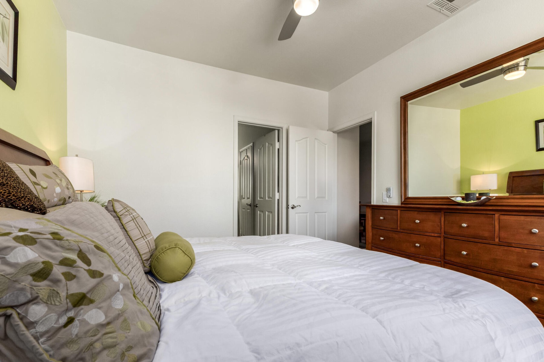  16013 S Desert Foothills Parkway  Phoenix, AZ - 物件實景