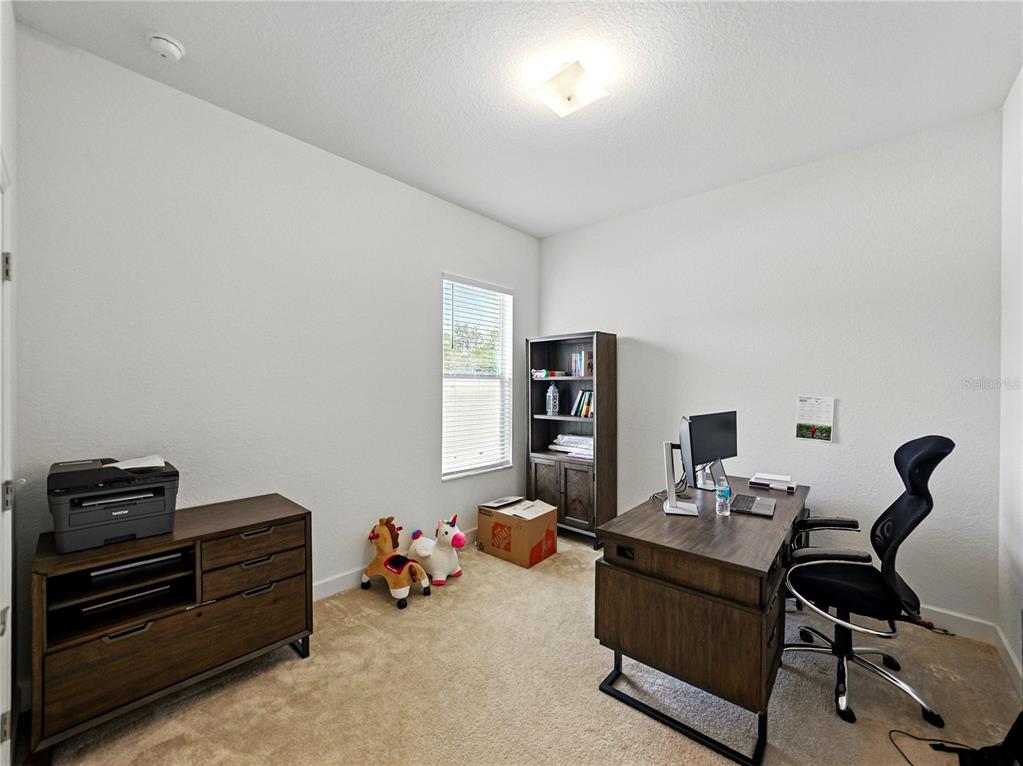 Lakeland, Florida, 33813, United States, 4 Bedrooms Bedrooms, ,3 BathroomsBathrooms,Residential,For Sale,1829235
