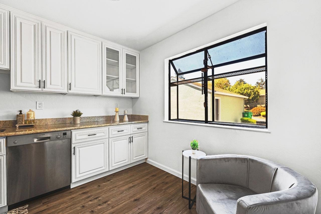 Hayward, California, 94541, United States, 2 Bedrooms Bedrooms, ,2 BathroomsBathrooms,Residential,For Sale,2012744