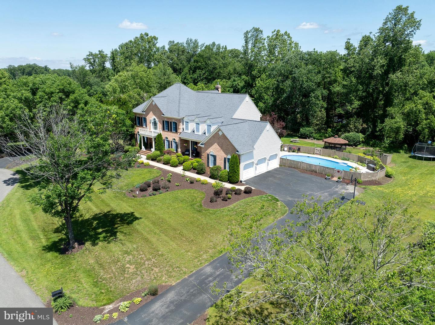 Crownsville, Maryland, 21032, United States, 4 Bedrooms Bedrooms, ,6 BathroomsBathrooms,Residential,For Sale,1828212