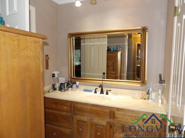 912 CR 3920, Hawkins, Texas, 75765, United States, 4 Bedrooms Bedrooms, ,3 BathroomsBathrooms,Residential,For Sale,912 CR 3920,1629044