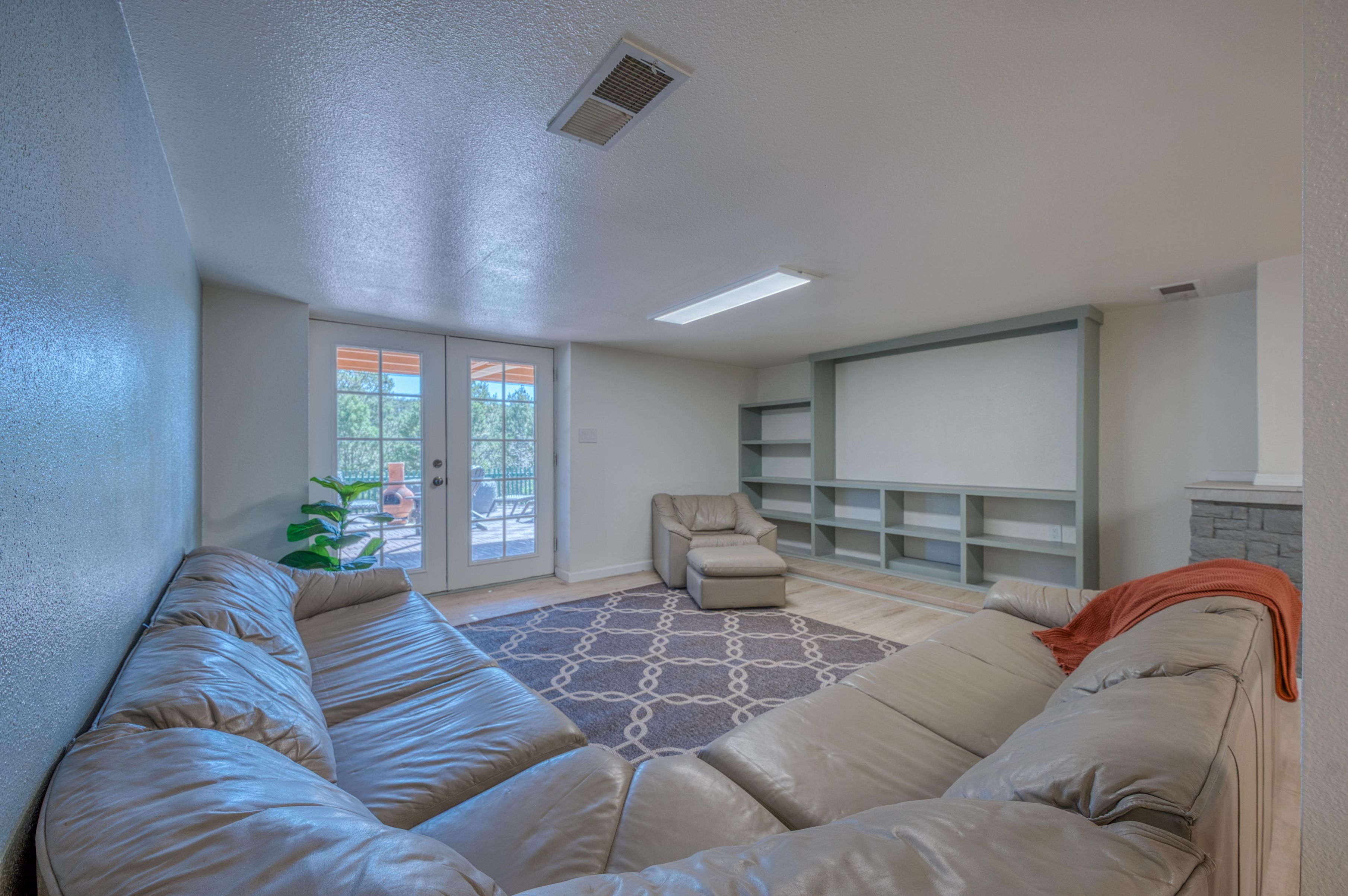 High Rolls, New Mexico, 88325, United States, 4 Bedrooms Bedrooms, ,3 BathroomsBathrooms,Residential,For Sale,1984100