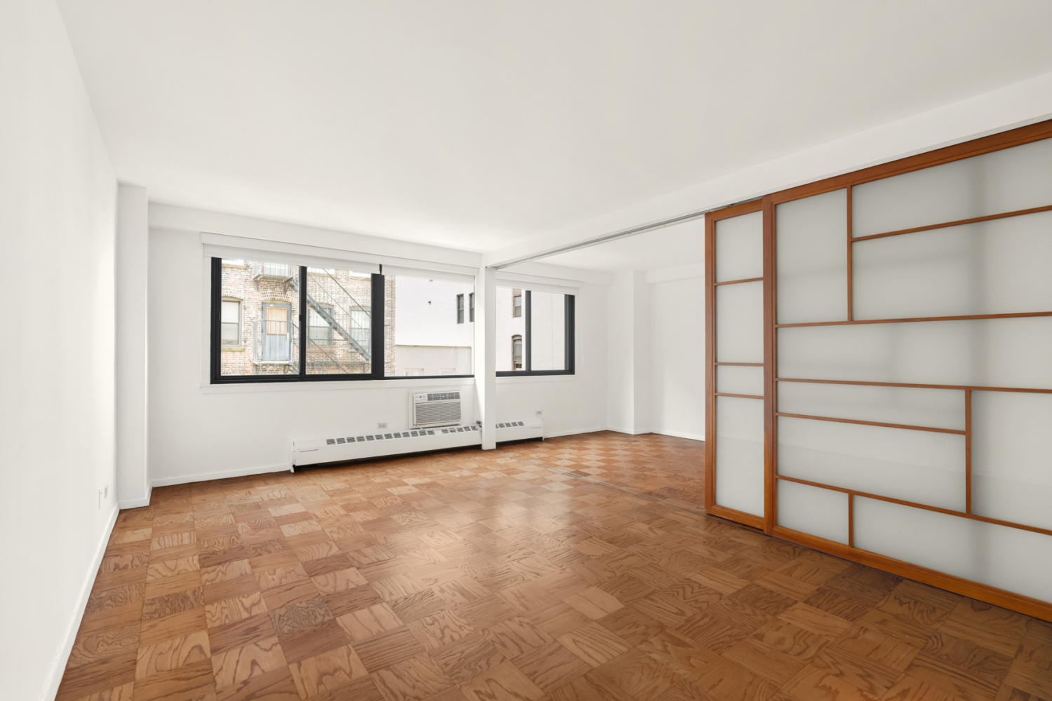 New York City, New York, 10011, United States, 1 Bedroom Bedrooms, ,1 BathroomBathrooms,Residential,For Sale,1857702