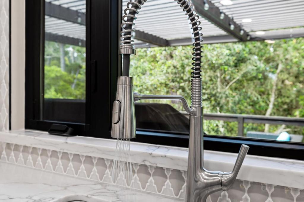 Monterey, California, 93940, United States, 3 Bedrooms Bedrooms, ,2 BathroomsBathrooms,Residential,For Sale,1975715