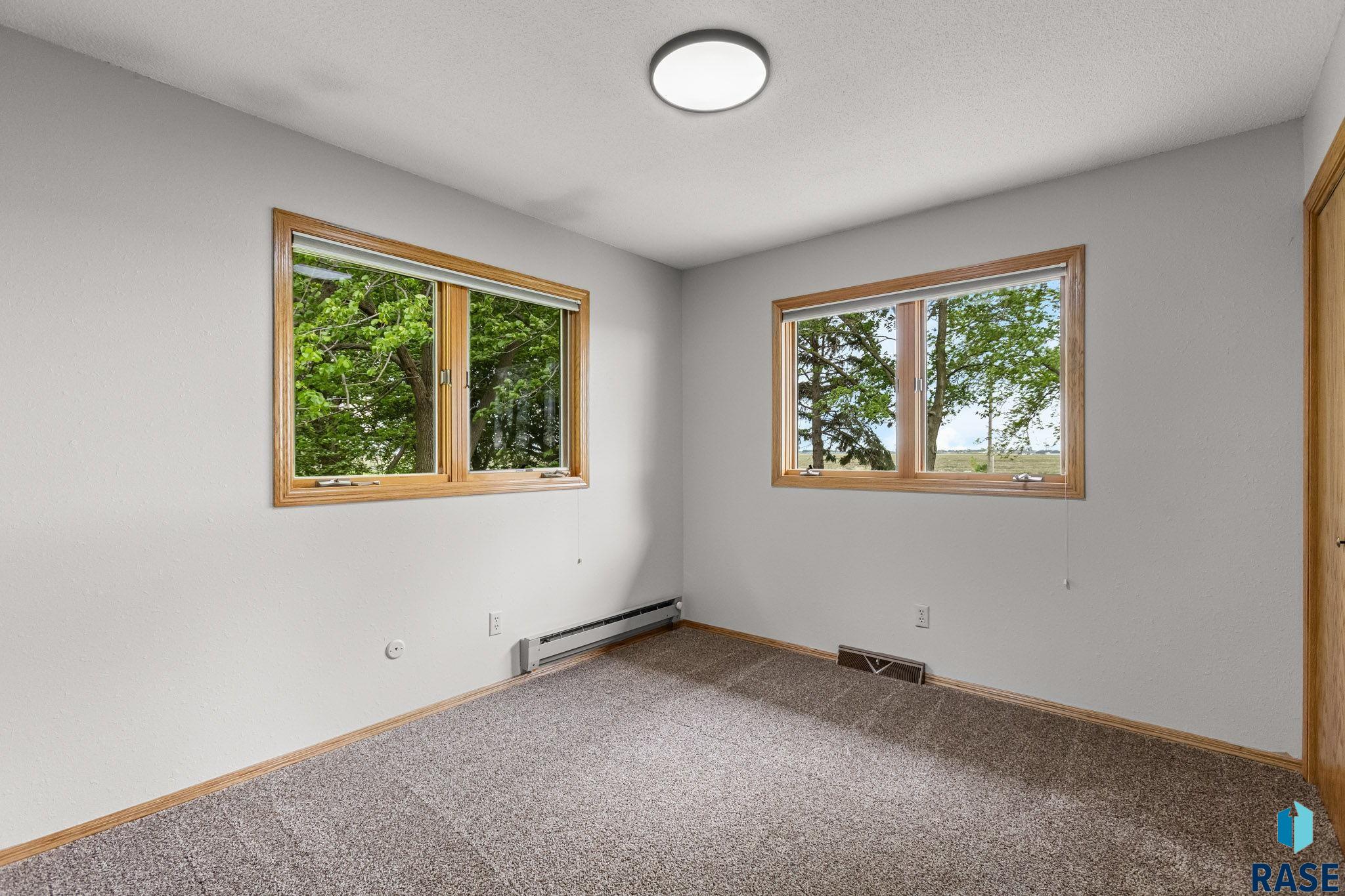 Harrisburg, South Dakota, 57032, United States, 5 Bedrooms Bedrooms, ,1 BathroomBathrooms,Residential,For Sale,1917762
