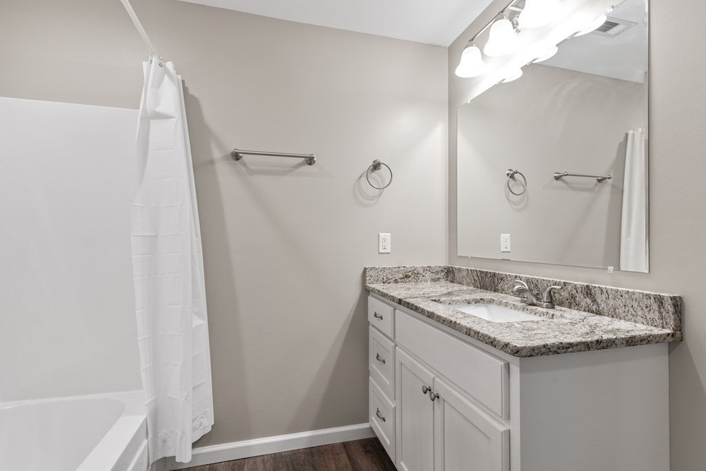 Blue Ridge, Georgia, 30513, United States, 3 Bedrooms Bedrooms, ,2 BathroomsBathrooms,Residential,For Sale,1987936