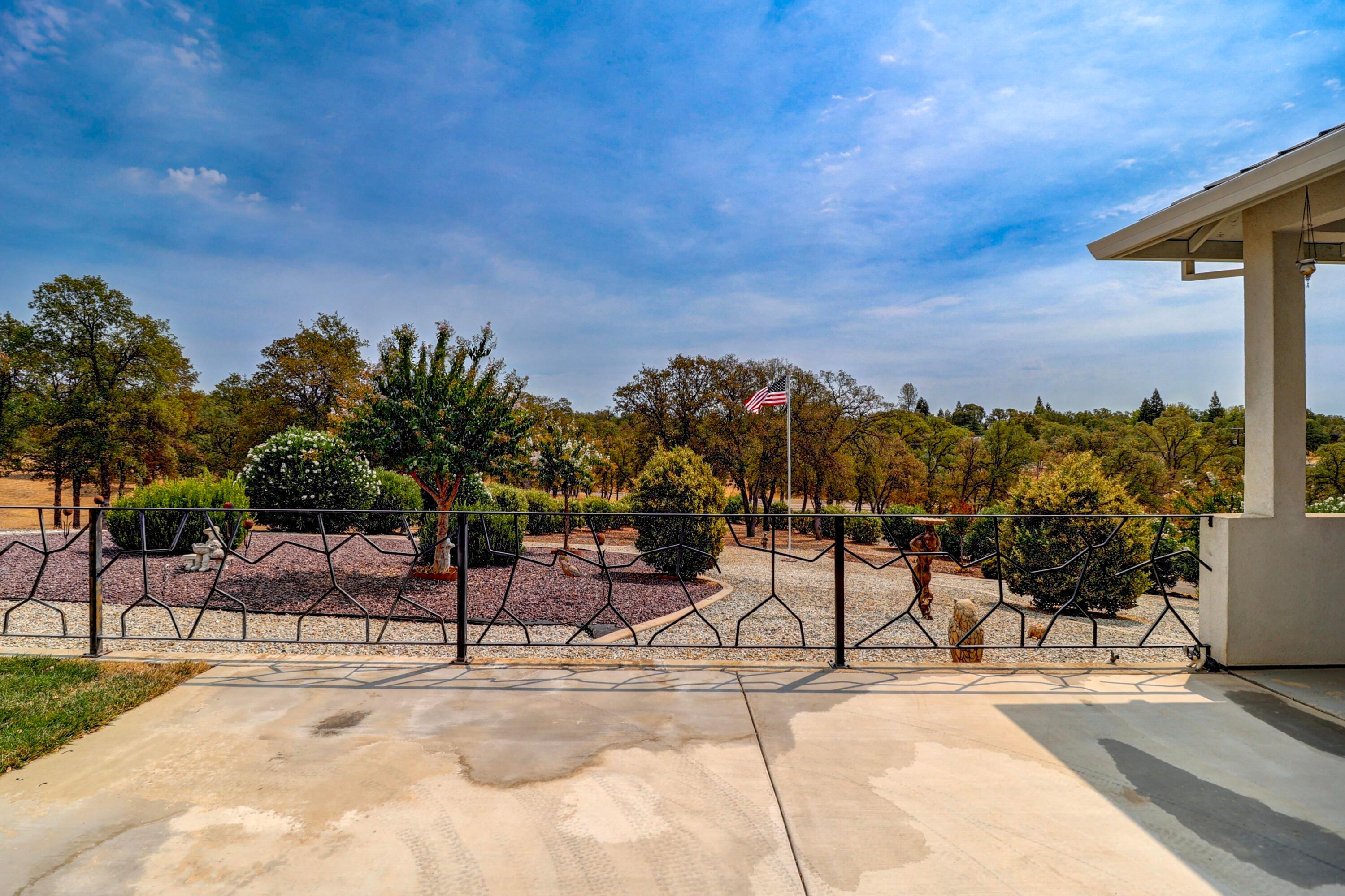 Redding, California, 96002, United States, 3 Bedrooms Bedrooms, ,3 BathroomsBathrooms,Residential,For Sale,1992839