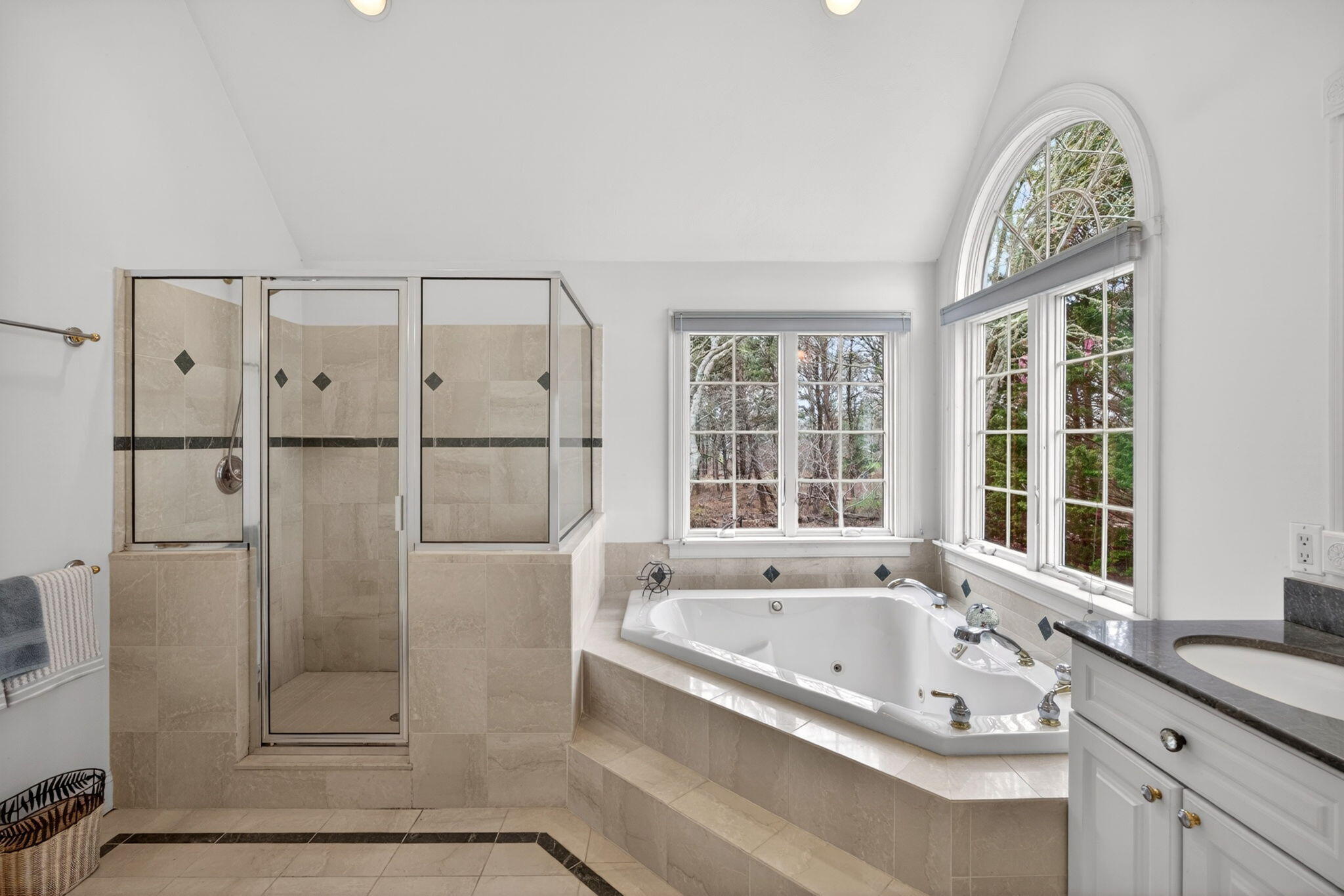  127 Uncle Barneys Road, West Dennis, MA, 02670 - 物件實景