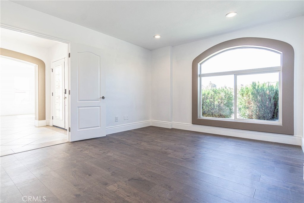 Apple Valley, California, 92307, United States, 6 Bedrooms Bedrooms, ,7 BathroomsBathrooms,Residential,For Sale,2022509